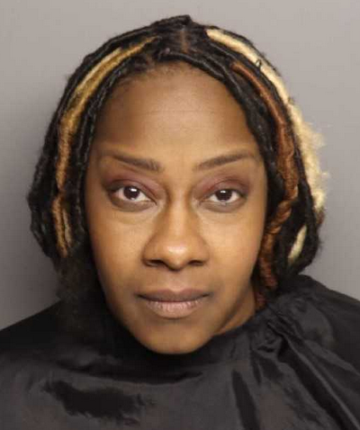 Gospel Star Le'Andria Johnson Checks Into Rehab After Viral Mugshot to ...